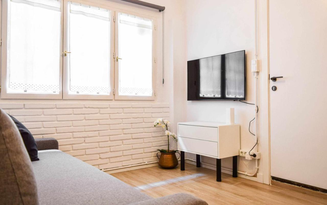 Casa Besalu Estudio En El Centro Del Pueblo Ngoại thất bức ảnh