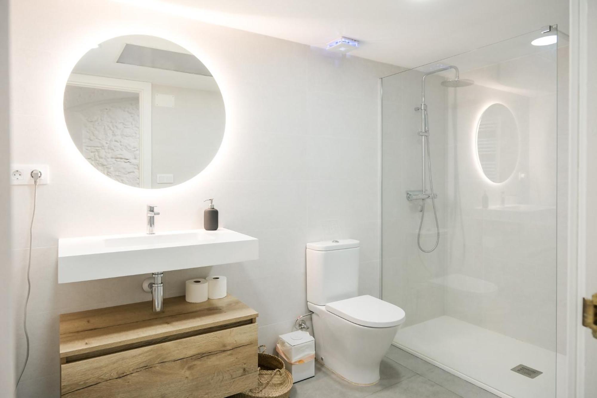 Casa Besalu Estudio En El Centro Del Pueblo Ngoại thất bức ảnh