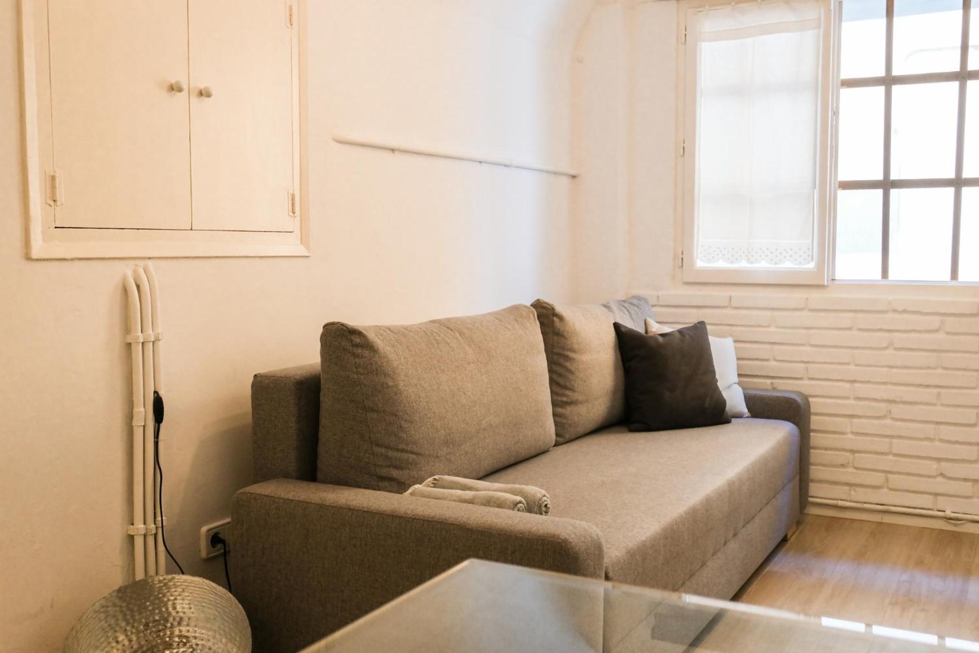 Casa Besalu Estudio En El Centro Del Pueblo Ngoại thất bức ảnh