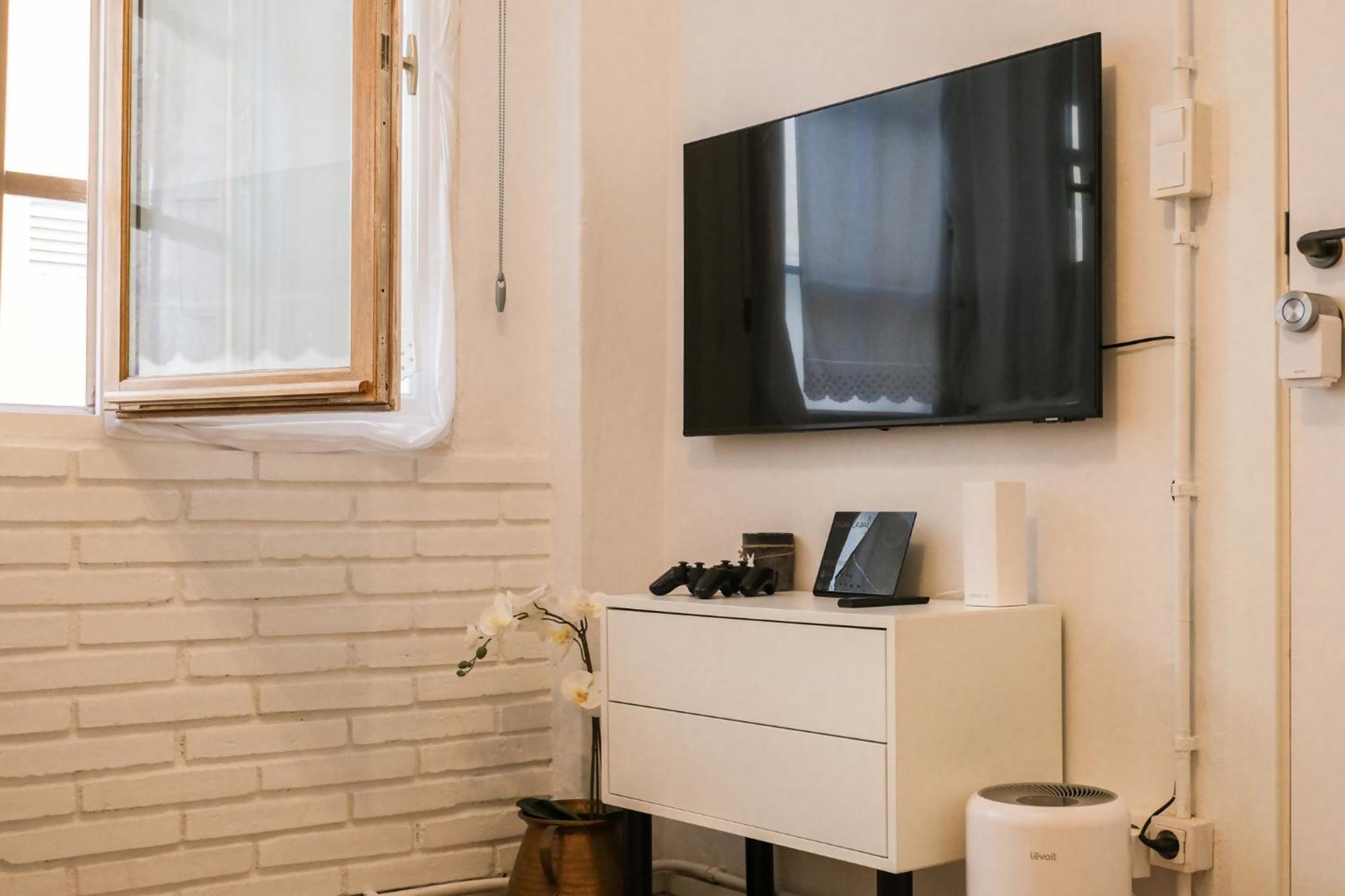Casa Besalu Estudio En El Centro Del Pueblo Ngoại thất bức ảnh